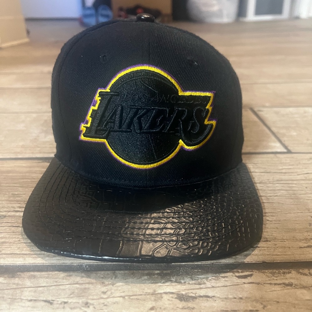 Pro Player Black and Yellow Lakers Hat